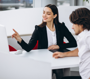 Insourcing, Outsourcing & Co-sourcing: ¿Cuál es el adecuado para usted?